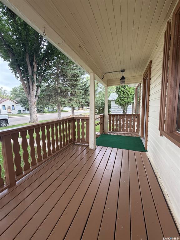 Second View of 437 Grandview Street W, Westmount/Elsom, Moose Jaw, Saskatchewan, S6H 5L2