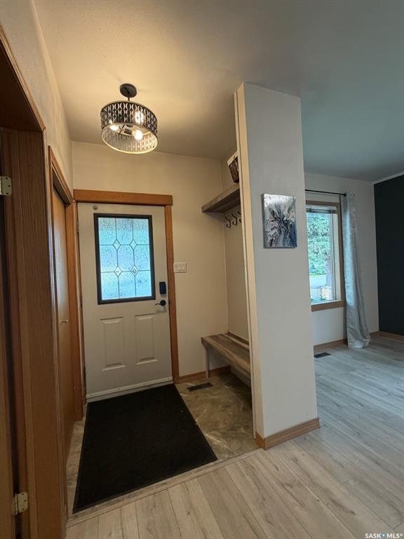 Fourth View of 437 Grandview Street W, Westmount/Elsom, Moose Jaw, Saskatchewan, S6H 5L2