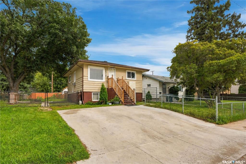 Third View of 1518 I Avenue N, Mayfair, Saskatoon, Saskatchewan, S7L 2J6