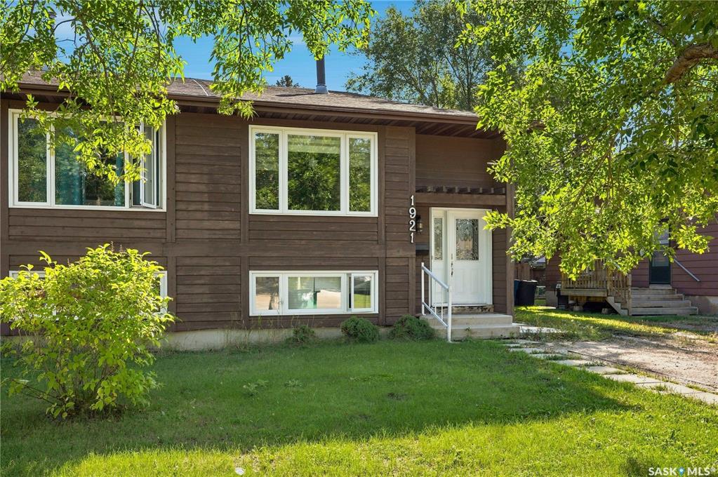 1921 Mckercher Drive, SK048246, Saskatchewan,