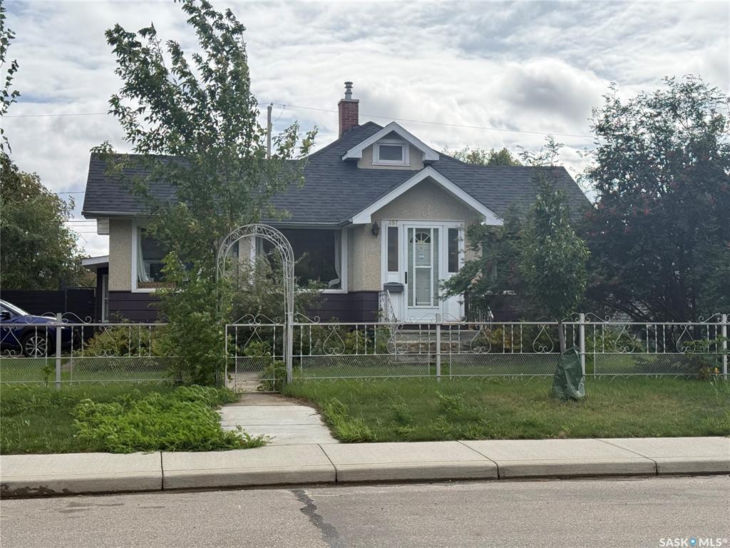 357 12 Th Street E, SK048253, Saskatchewan,