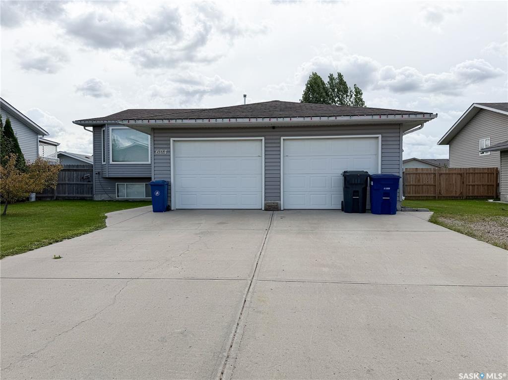 Second View of 604 7th Avenue W, Meadow Lake, Saskatchewan, S9X 1B1