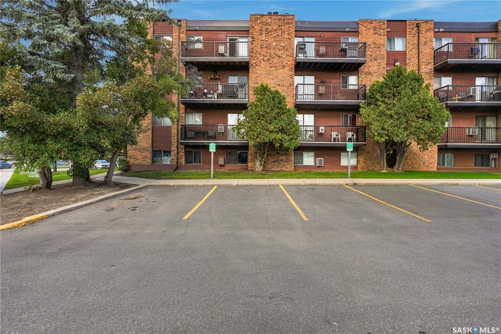 802 A Kingsmere Boulevard #305, SK048337, Saskatchewan,