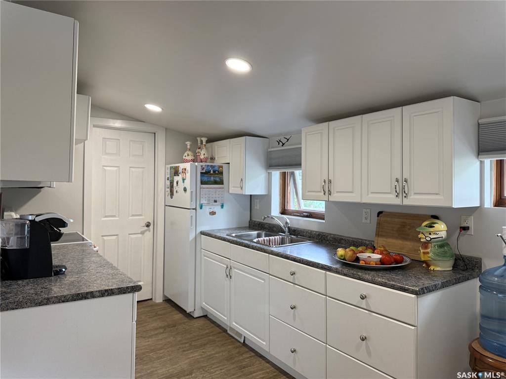 Fifth View of 319 6th Avenue E, Melville, Saskatchewan, S0A 2P0