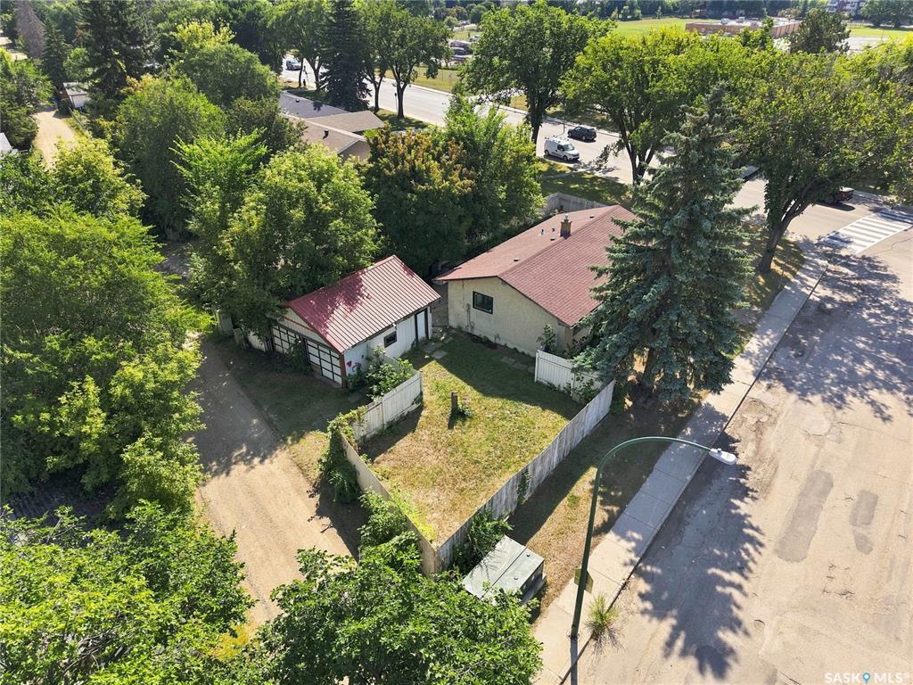 Fourth View of 2301 Taylor Street E, Brevoort Park, Saskatoon, Saskatchewan, S7H 1W8