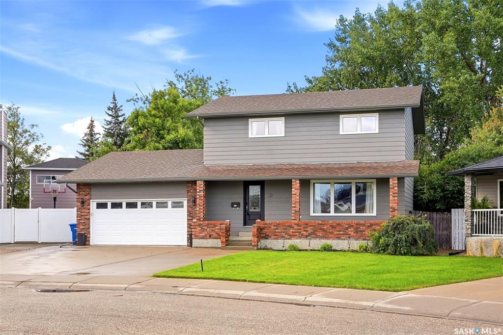 Second View of 29 Thorn Crescent, VLA/Sunningdale, Moose Jaw, Saskatchewan, S6J 1J3