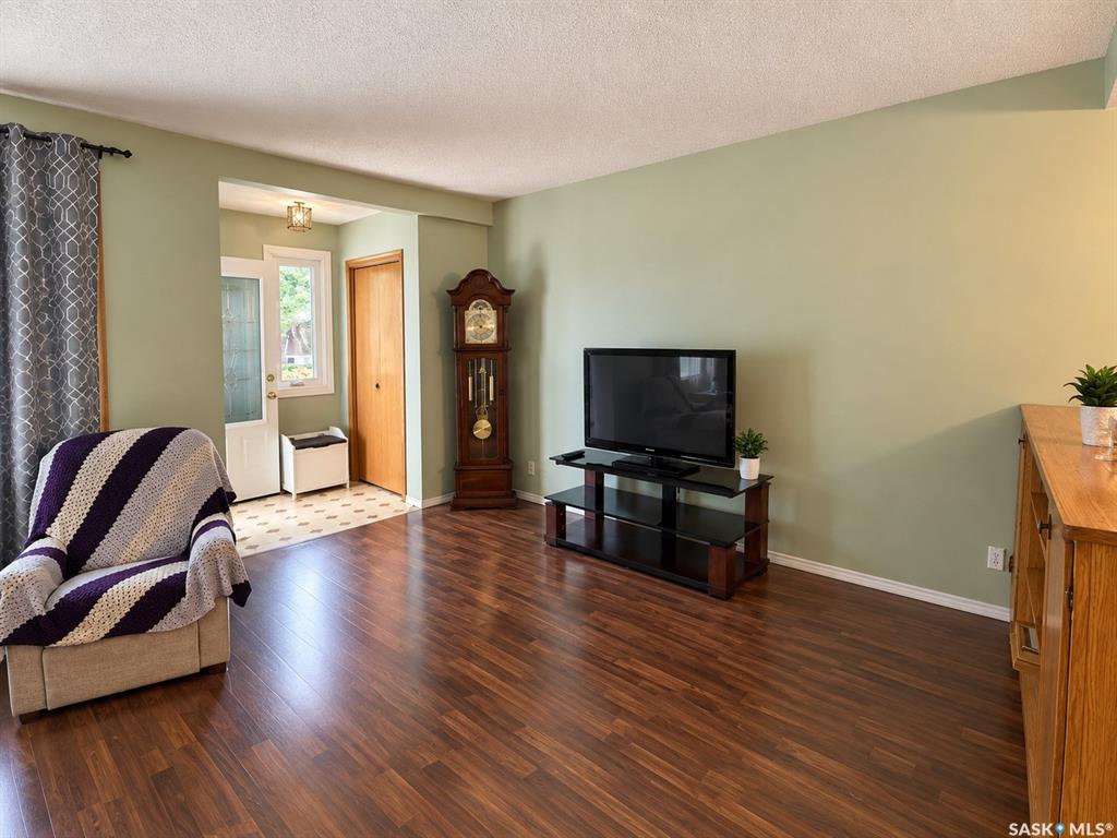 Fourth View of 2754 Mackay Street, Arnhem Place, Regina, Saskatchewan, S4R 1A6