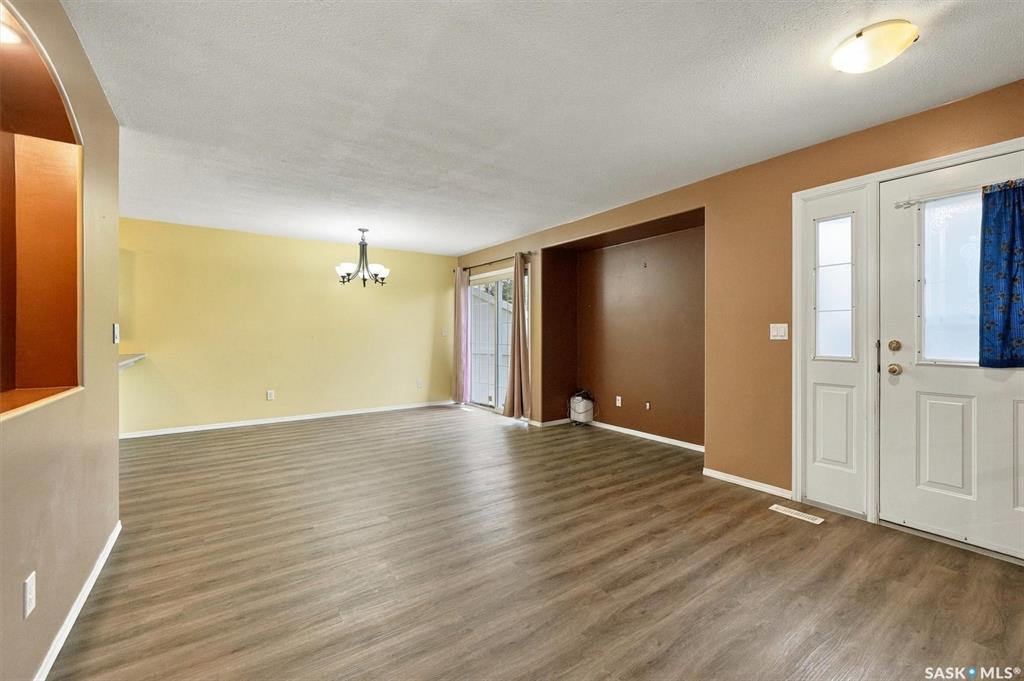 Third View of 425 Keevil Crescent #103A, University Heights, Saskatoon, Saskatchewan, S7N 4R9