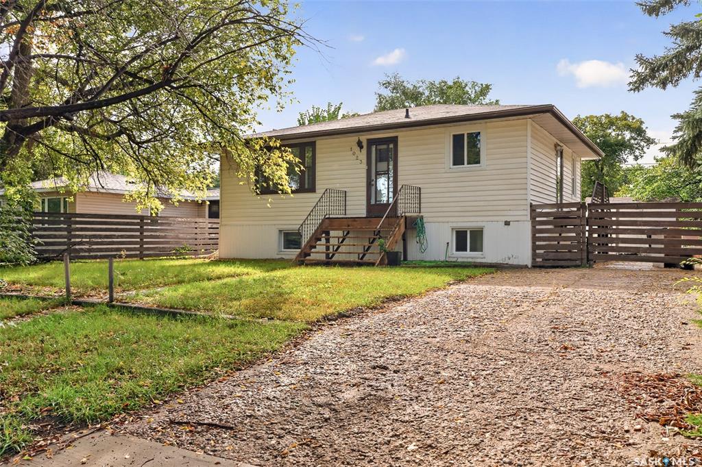 Second View of 1023 Coteau Street W, Westmount/Elsom, Moose Jaw, Saskatchewan, S6H 5G3