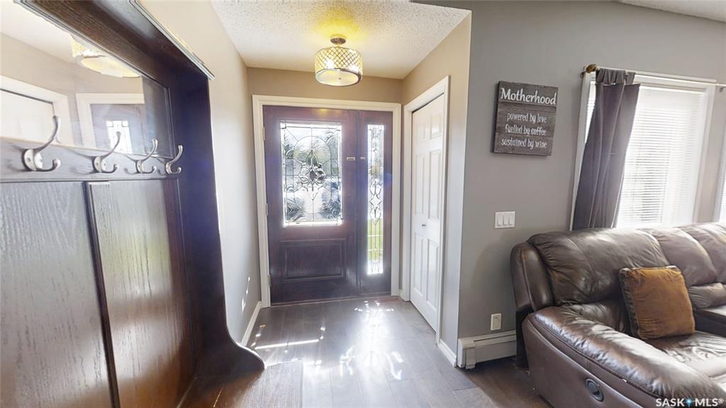 Fifth View of 4 Phillips Court, Kindersley, Saskatchewan, S0L 1S0
