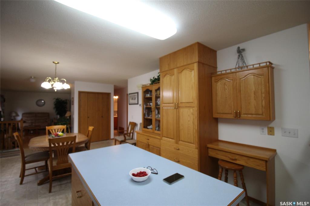 Third View of 613 4th Street W, Shaunavon, Saskatchewan, S0N 2M0
