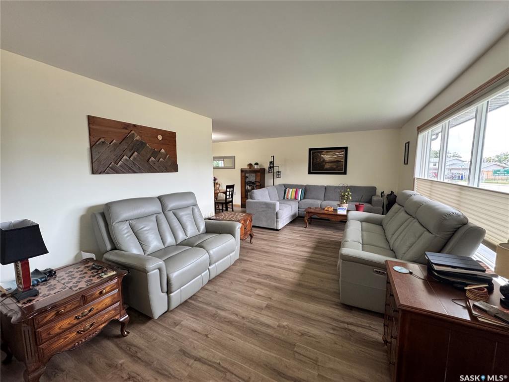 Fifth View of 616 8th Avenue W, Biggar, Saskatchewan, S0K 0M0