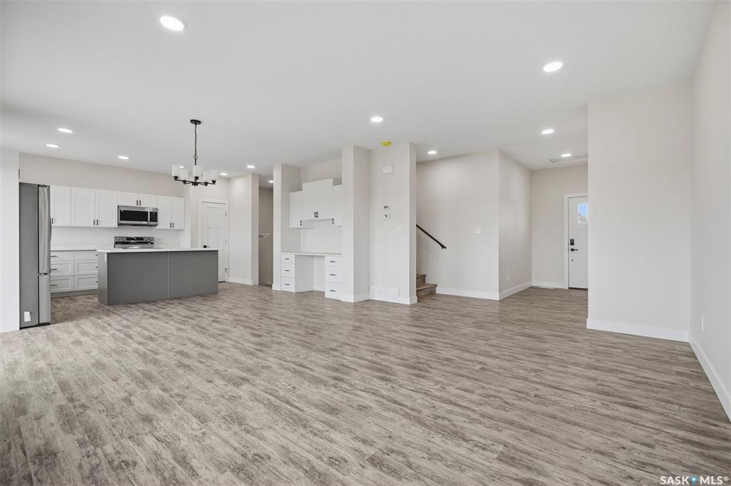 Fifth View of 133 Emma Crescent, Martensville, Saskatchewan, S0K 2T0