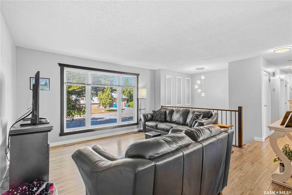 Fourth View of 430 Ball Way, Silverwood Heights, Saskatoon, Saskatchewan, S7K 6E7
