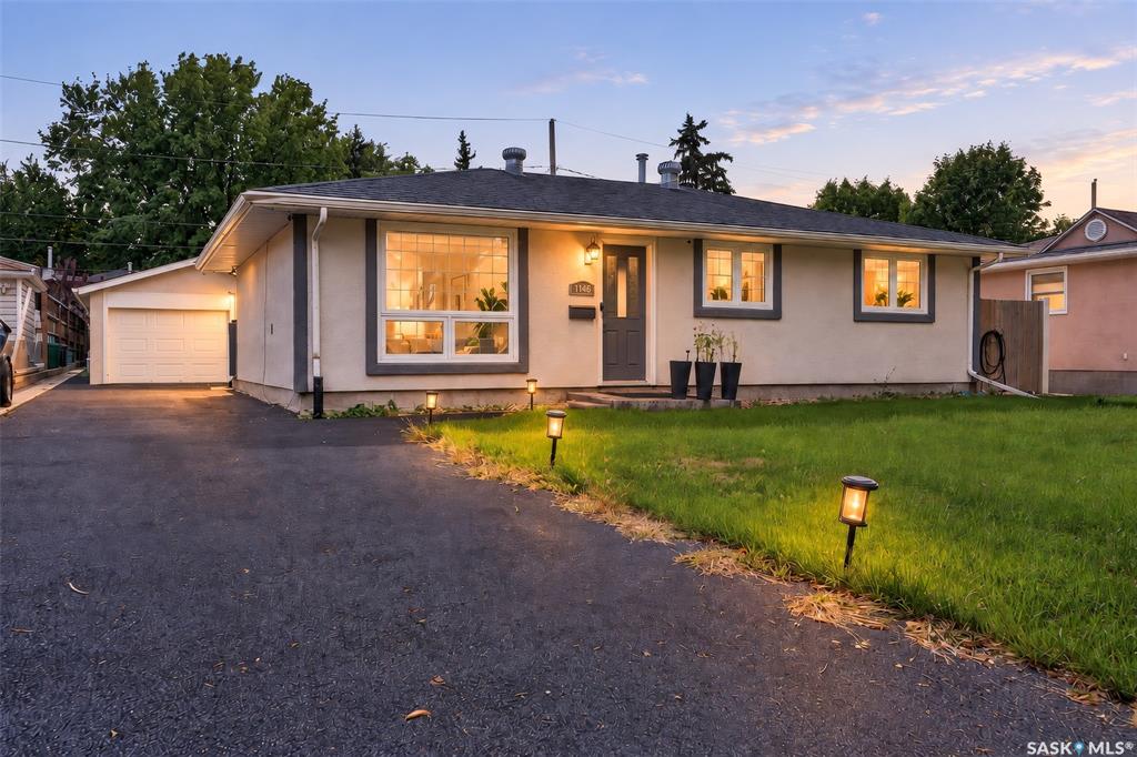 Second View of 1146 Duffield Crescent, Westmount/Elsom, Moose Jaw, Saskatchewan, S6H 5M4