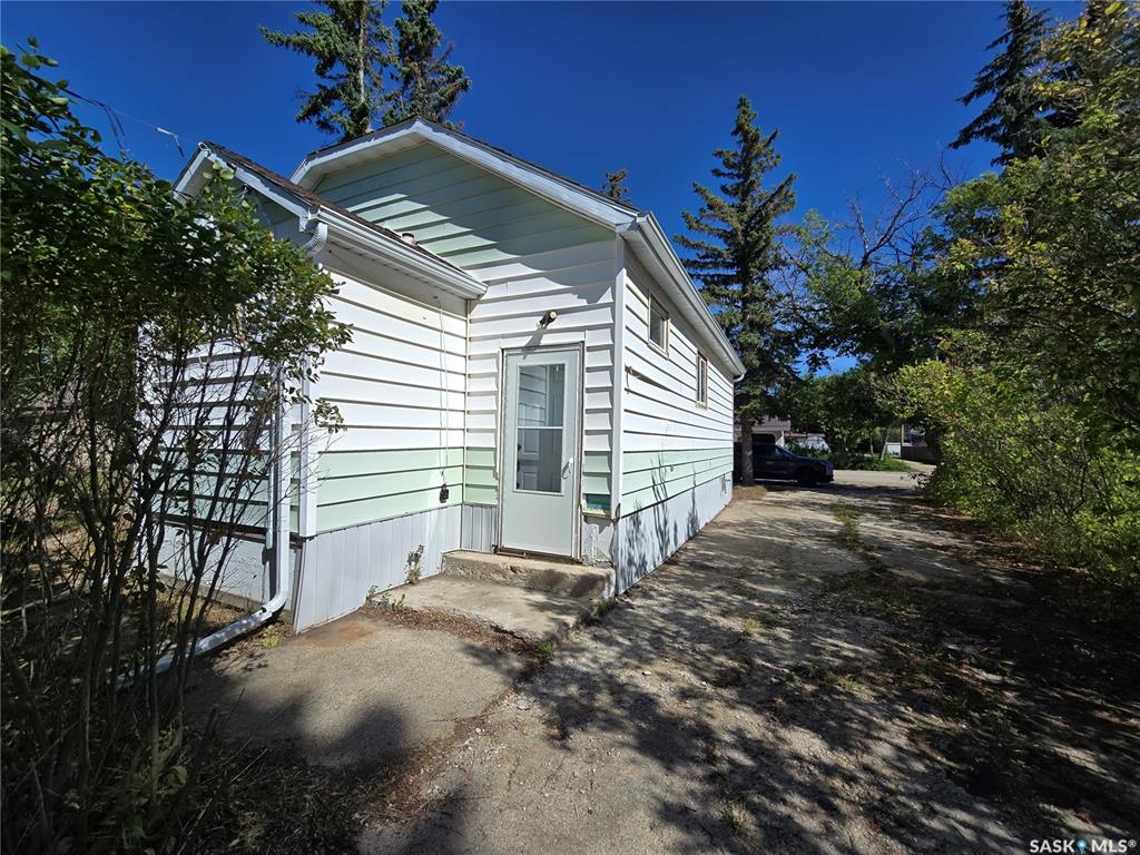 Fifth View of 116 120 1st Avenue E, Montmartre, Saskatchewan, S0G 3M0