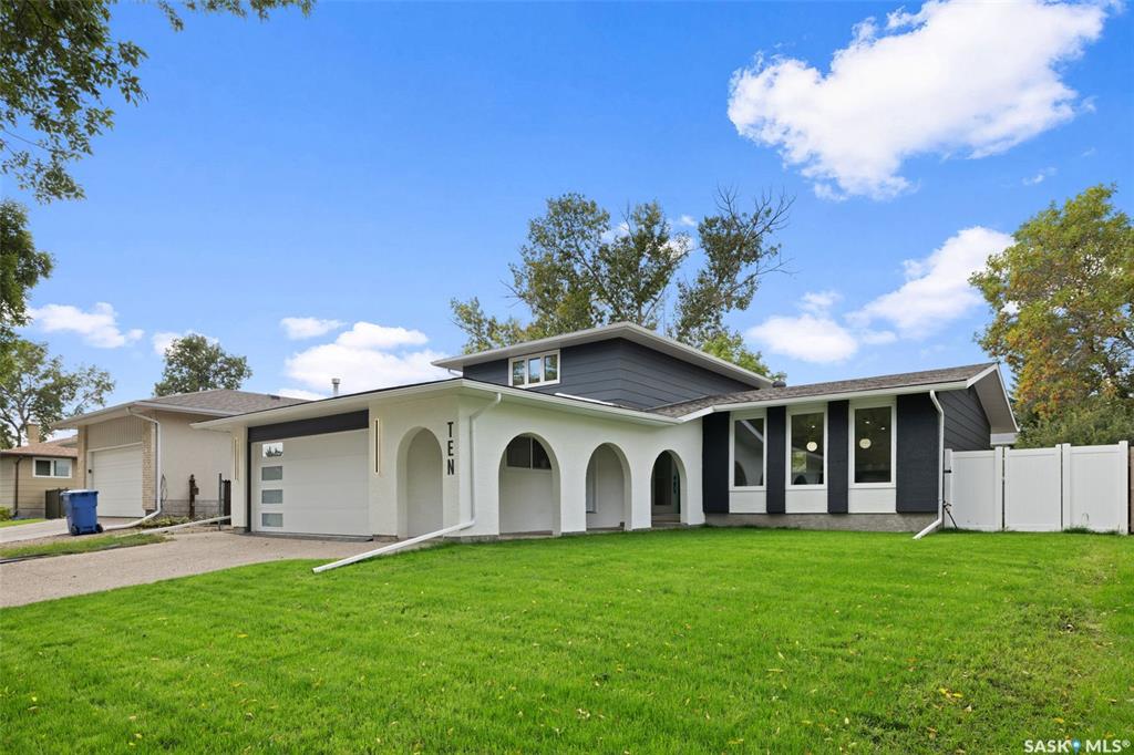 10 Selkirk Crescent, SK048720, Saskatchewan,