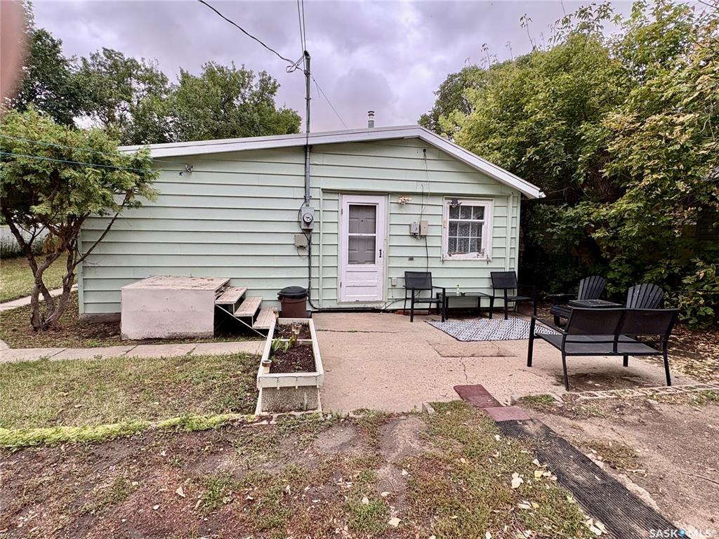 Third View of 1006 Coteau Street W, Westmount/Elsom, Moose Jaw, Saskatchewan, S6H 5G4