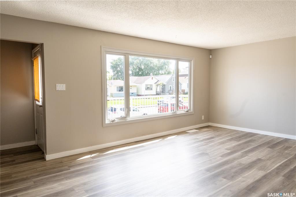 Fourth View of 2232 Mcara Street, Broders Annex, Regina, Saskatchewan, S4N 2W1