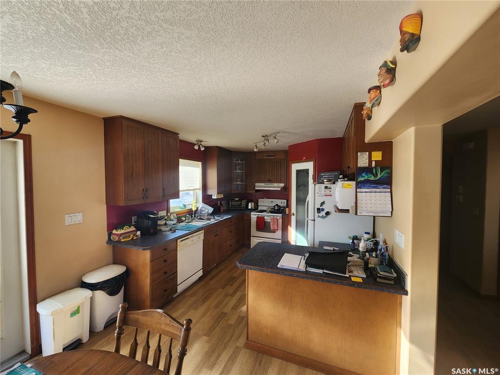 Fifth View of Robert’s Farm, Cana Rm No. 214, Saskatchewan, S3N 2W7