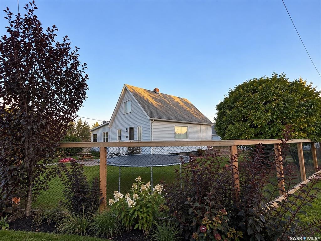 404 Esau Street, SK048750, Saskatchewan,