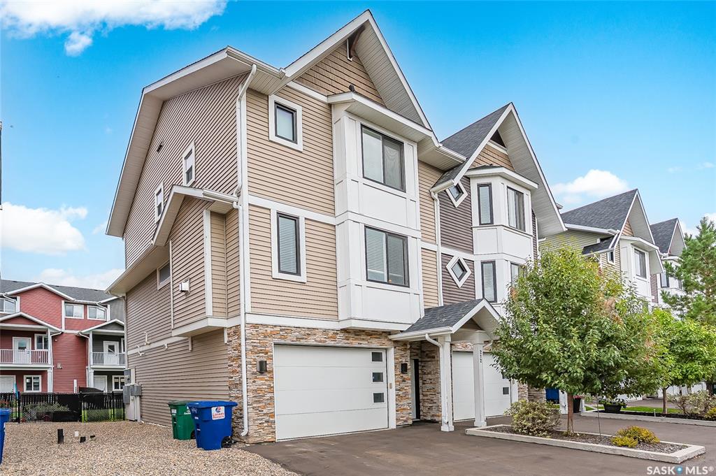 Second View of 3220 11 Th Street W #212, Montgomery Place, Saskatoon, Saskatchewan, S7M 5M4