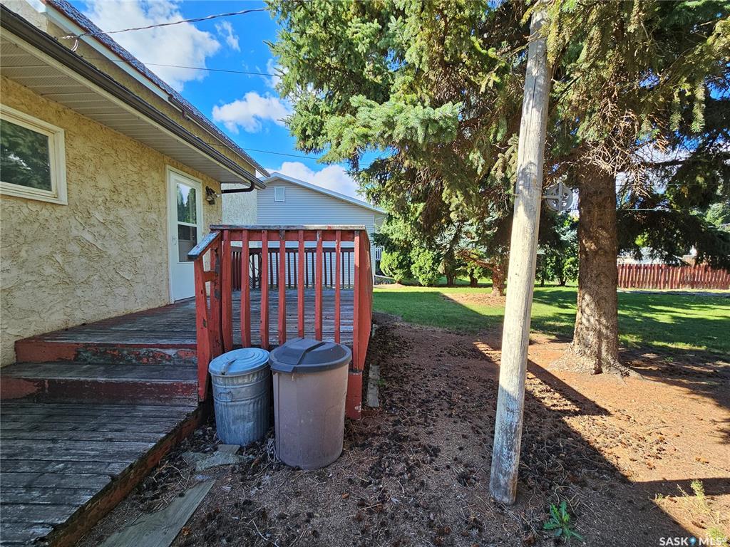 Third View of 233 3rd Avenue W, Unity, Saskatchewan, S0K 4L0