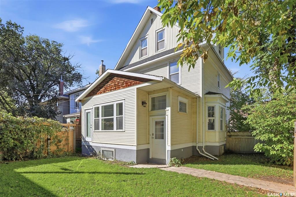 618 E Avenue N, SK048892, Saskatchewan,
