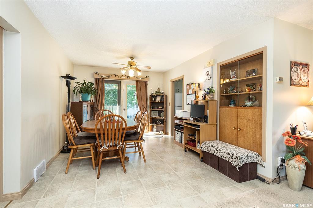 Fifth View of 405 4th Avenue E, Watrous, Saskatchewan, S0K 4T0