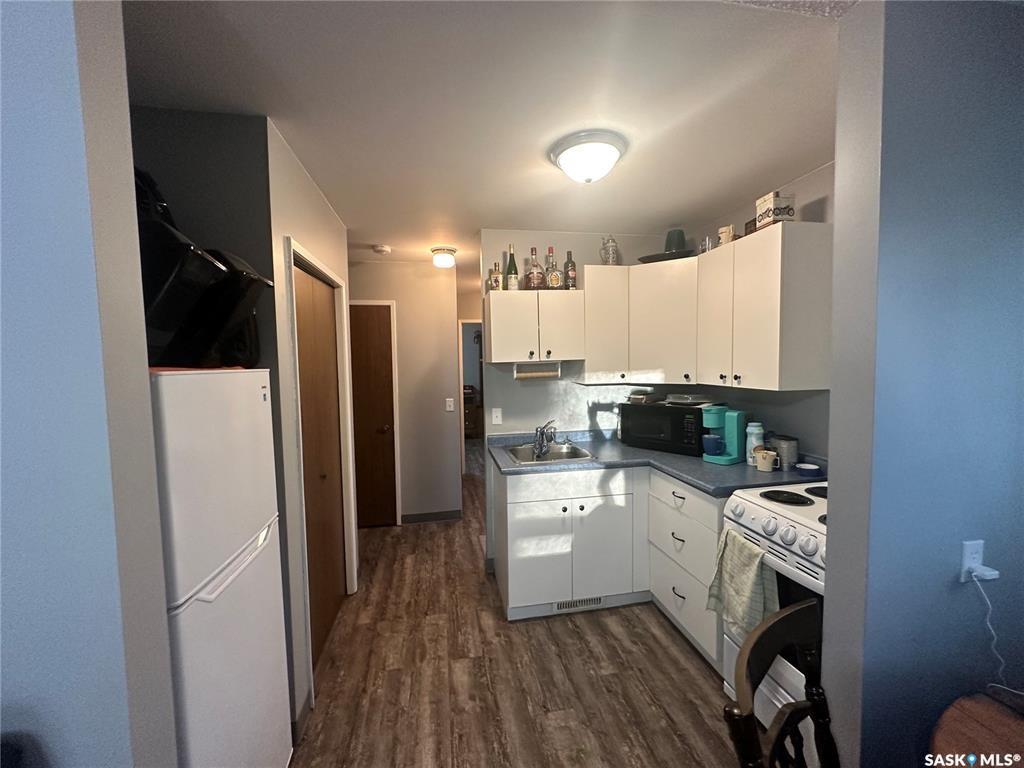 Fourth View of 17 Beckton Street #A & B, Manor, Saskatchewan, S0C 1R0