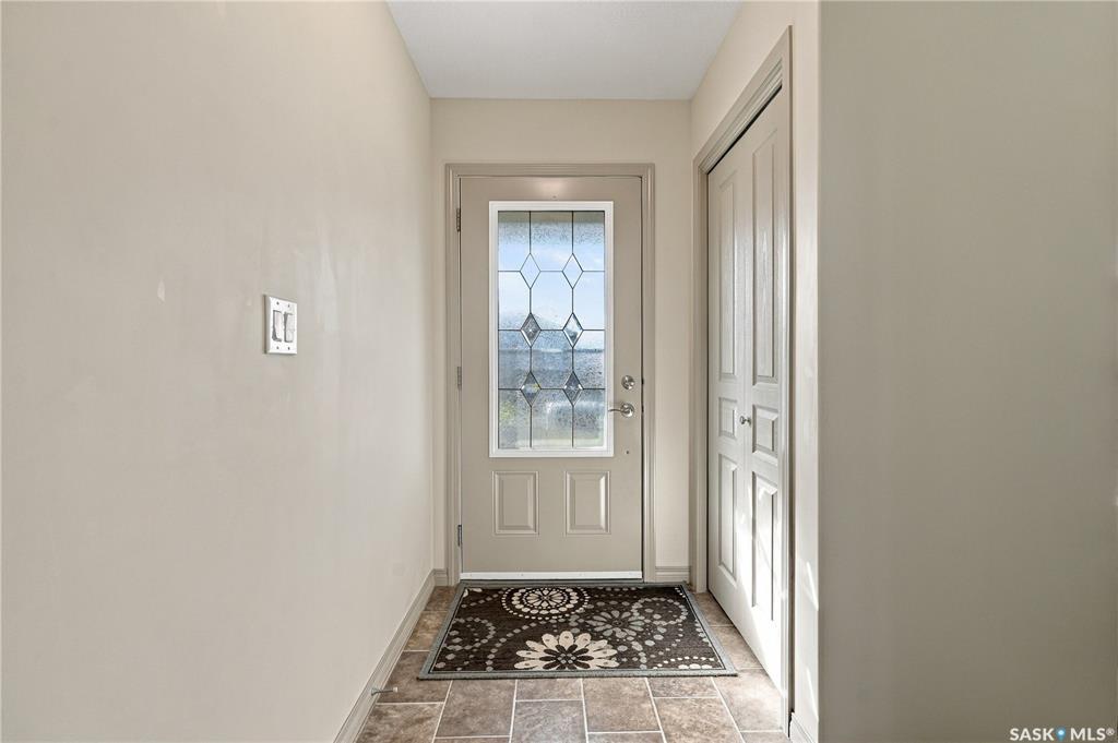 Third View of 927 Glenview Cove, Martensville, Saskatchewan, S0K 0A2