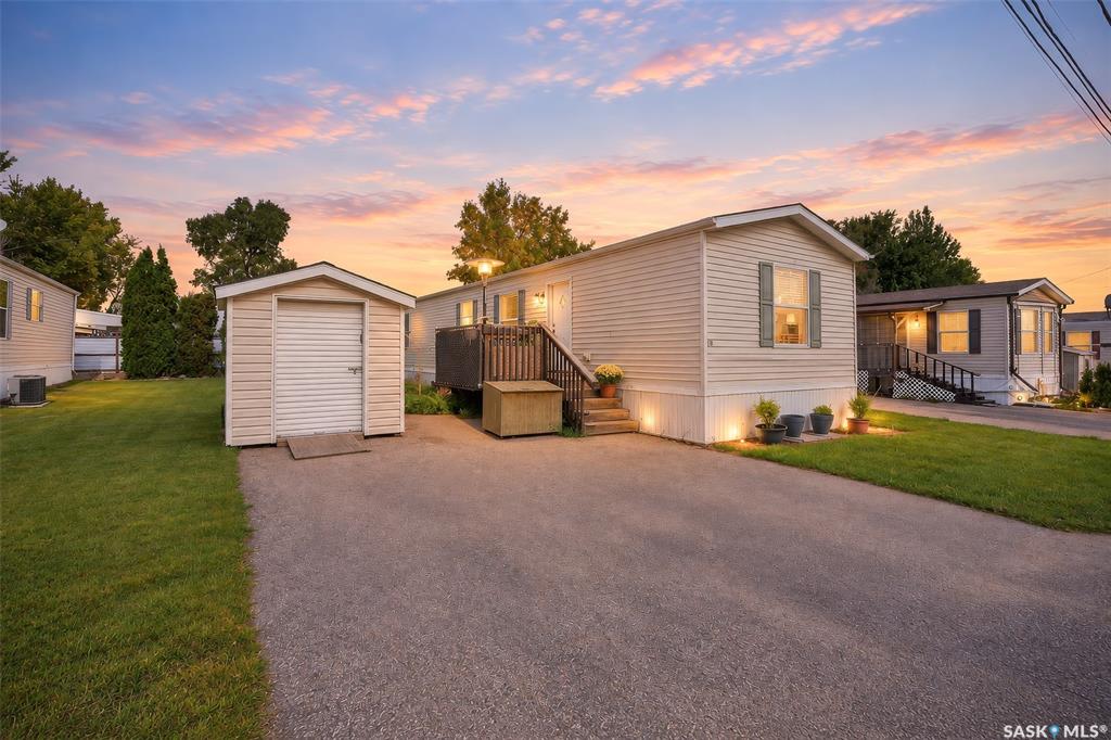 1295 9th Avenue Ne #J5, SK049034, Saskatchewan,