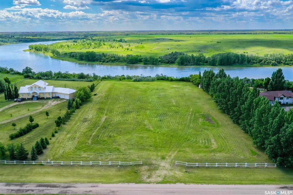 Third View of 48 Rivers Edge Lane, Rivers Edge (Corman Park Rm No. 344), Corman Park Rm No. 344, Saskatchewan, S7K 3J9