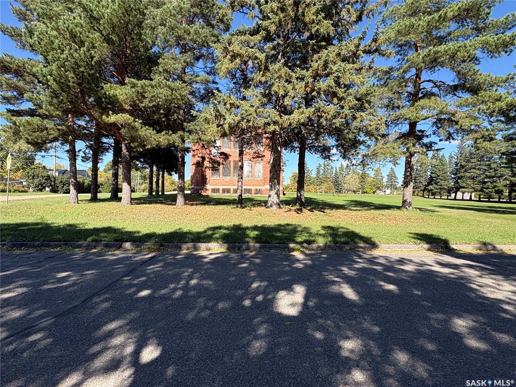 Third View of 310 1st Street Sw, Ituna, Saskatchewan, S0A 1N0