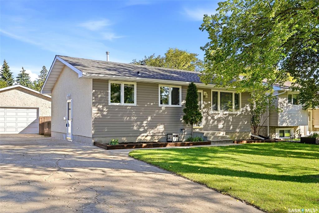 MLS® listing #SK049084 for sale located at 16 Sandison Crescent