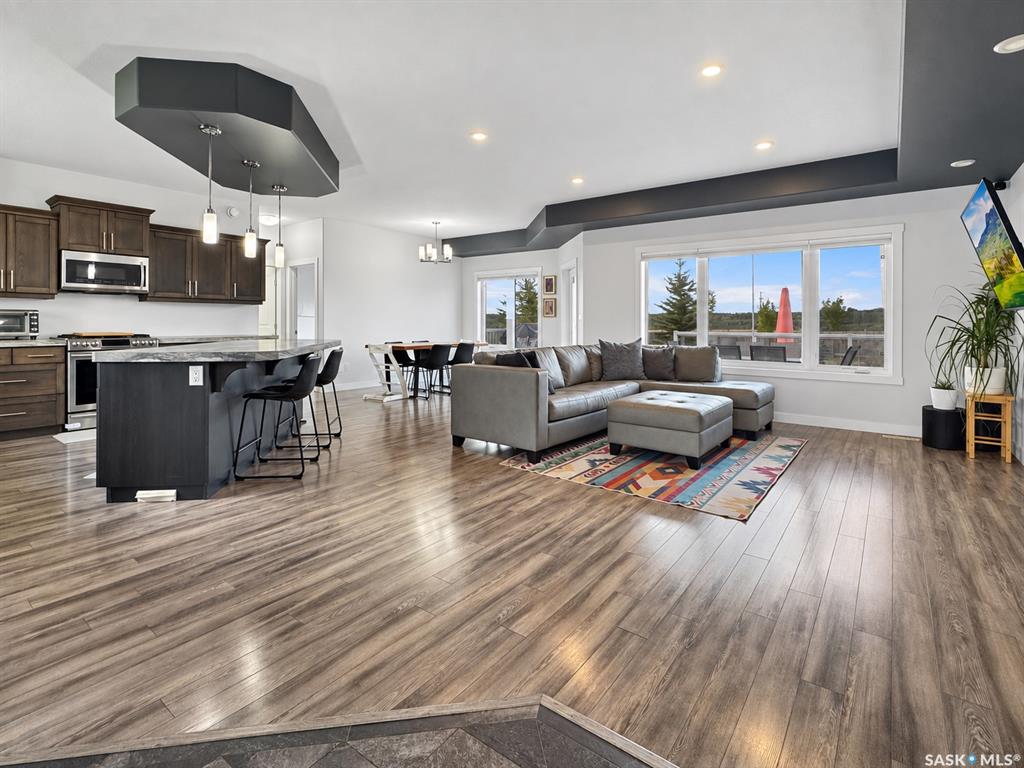 Fourth View of 5 Macdonnell Court, Telegraph Heights, Battleford, Saskatchewan, S0M 0E0