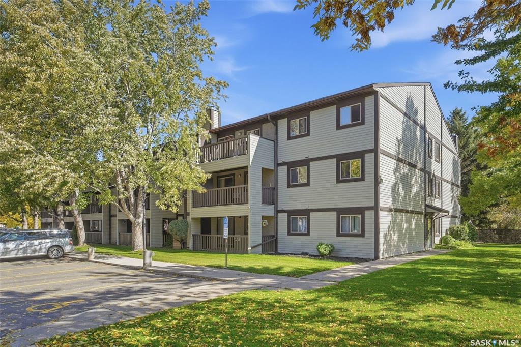 122 Edinburgh Place #326, SK049102, Saskatchewan,