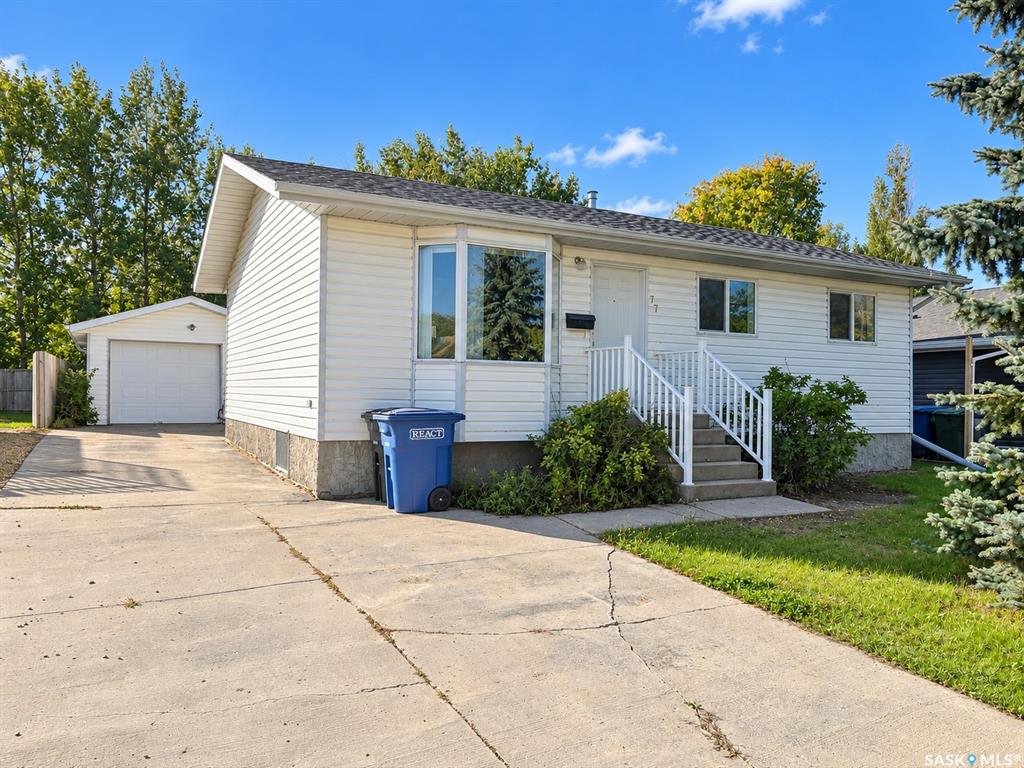 Second View of 77 3rd Street, Humboldt, Saskatchewan, S0K 2A0