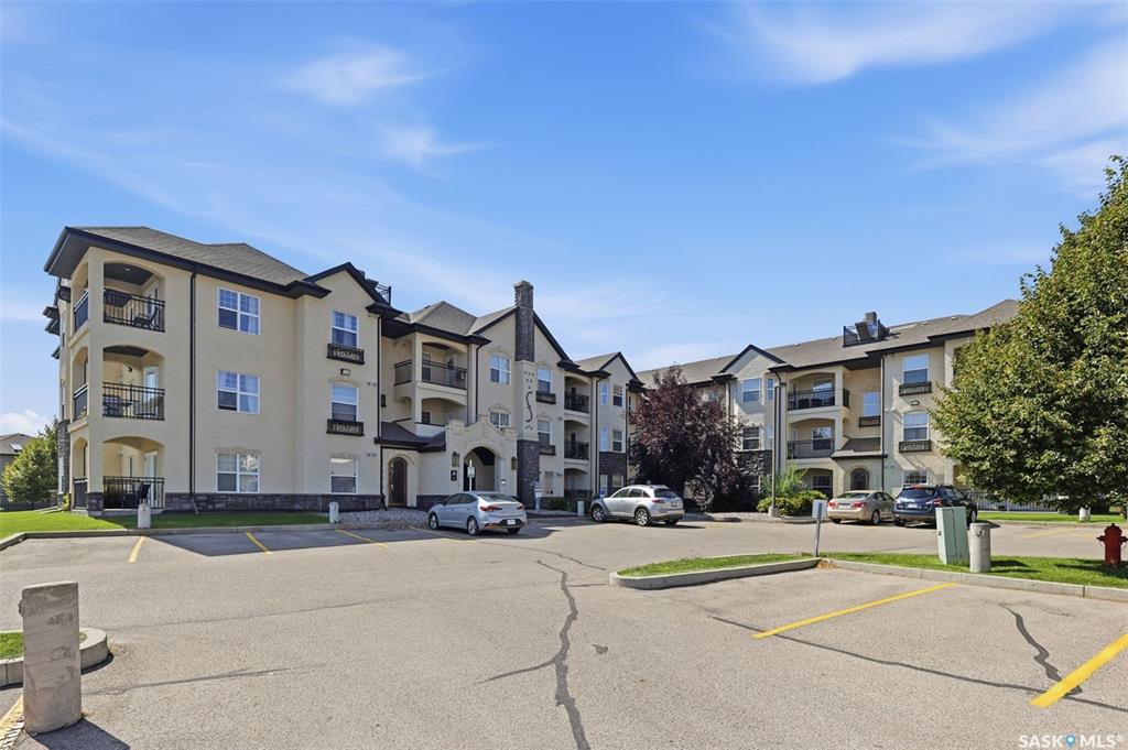 Third View of 415 Hunter Road #104A, Stonebridge, Saskatoon, Saskatchewan, S7T 0J7