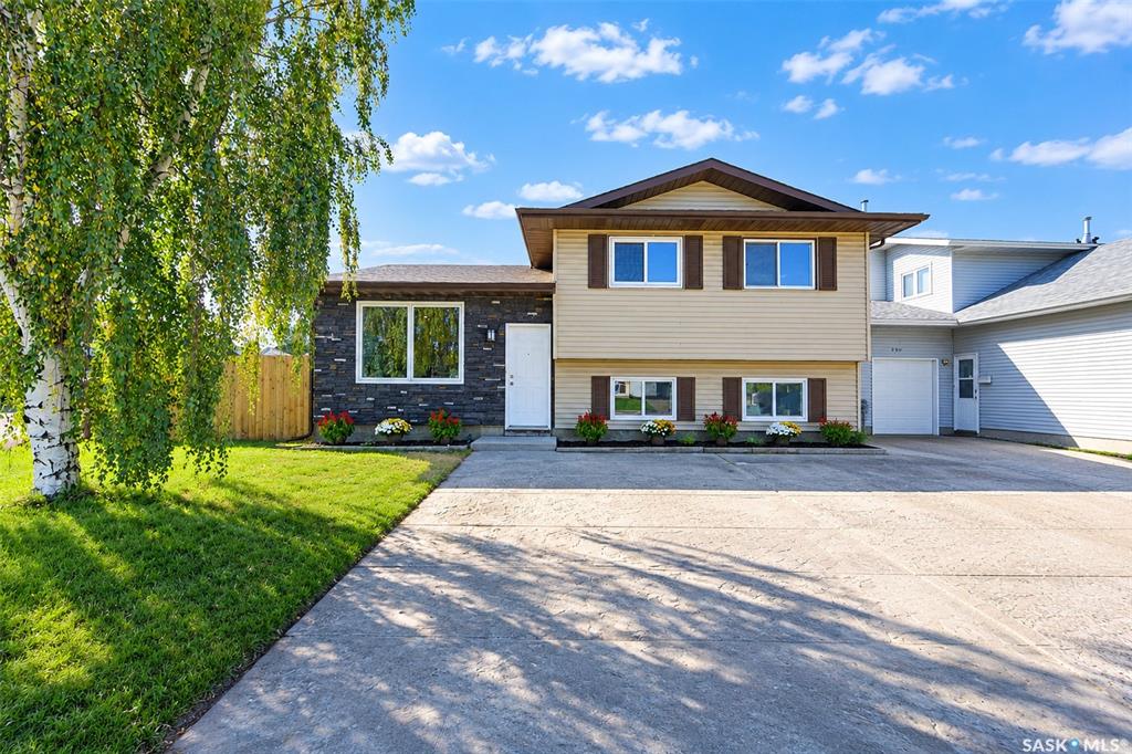 734 Sherry Way, SK049151, Saskatchewan,