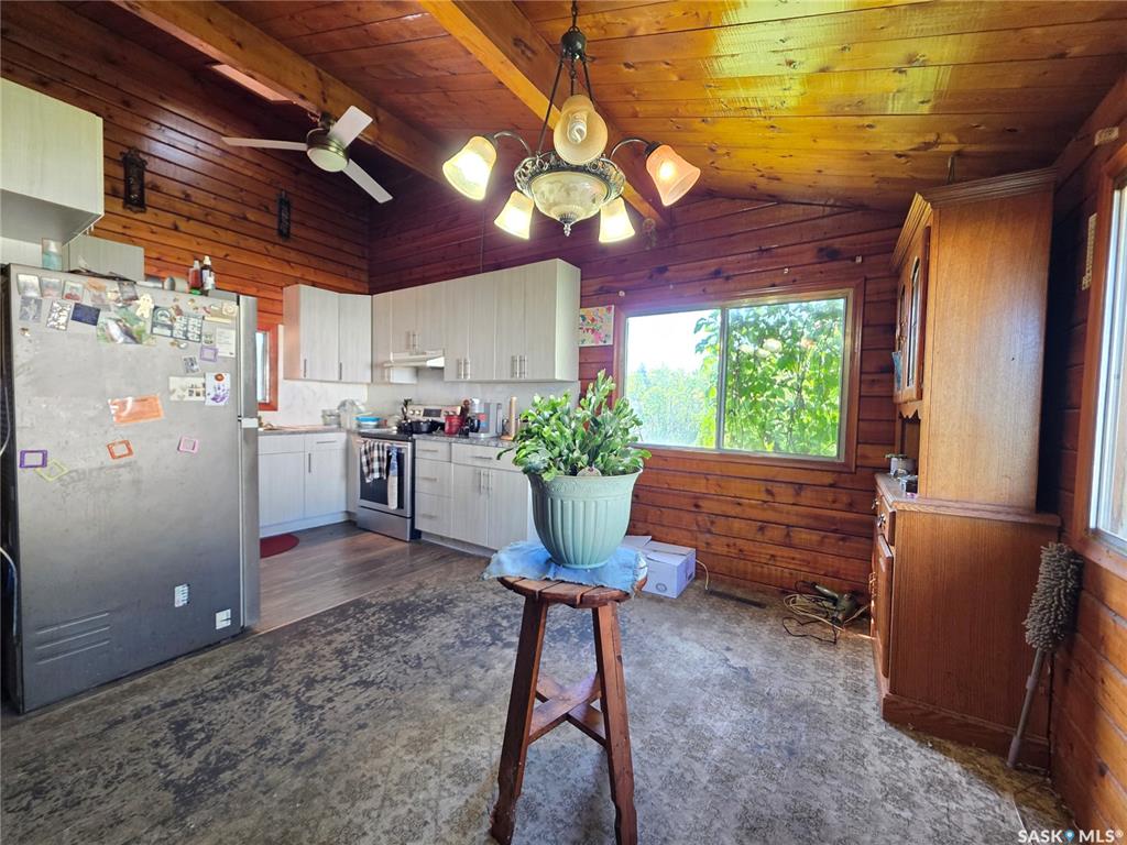 Fifth View of 121 10th Avenue Ne, North East, Swift Current, Saskatchewan, S9H 2T1