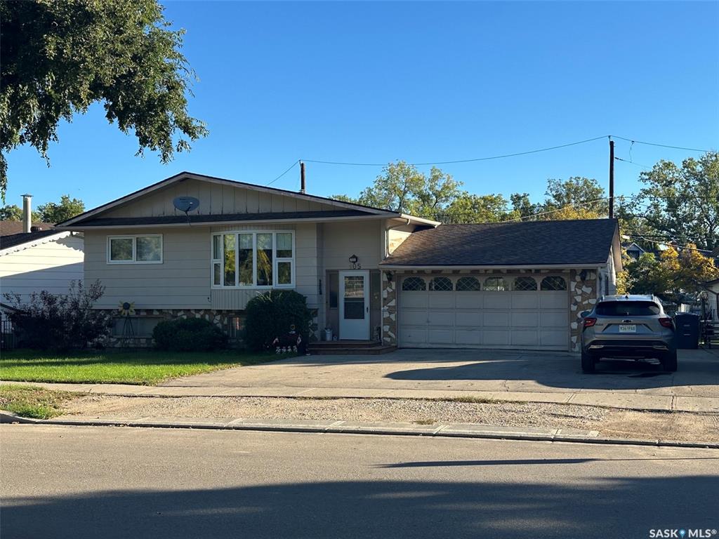 105 Empire Road, SK049215, Saskatchewan,
