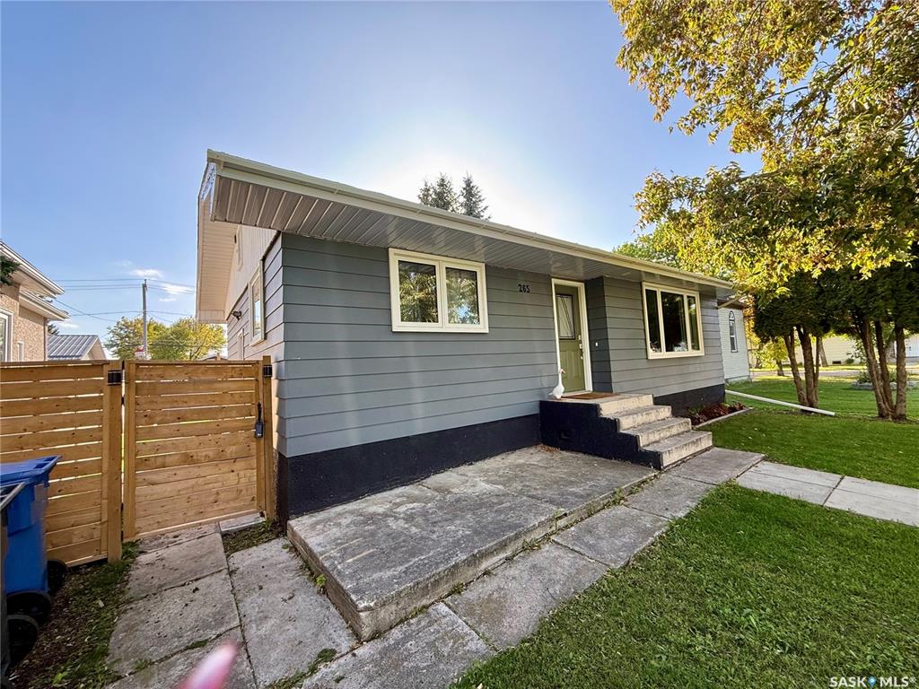 265 5th Avenue W, SK049216, Saskatchewan,