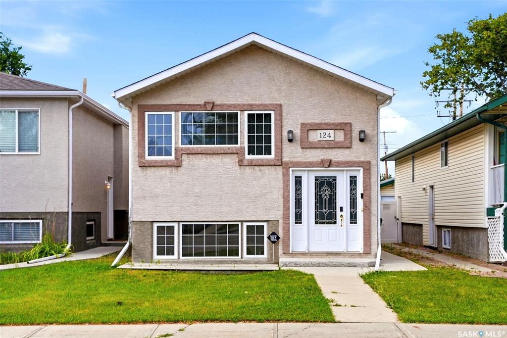 MLS® listing #SK049258 for sale located at 124 College Avenue