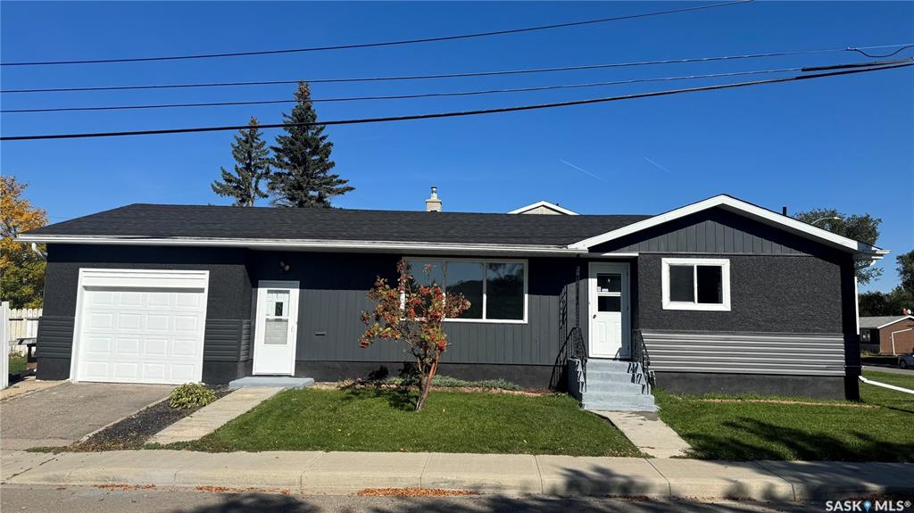 Second View of 1020 9th Avenue E, Glen Elm Park, Regina, Saskatchewan, S4N 0H3