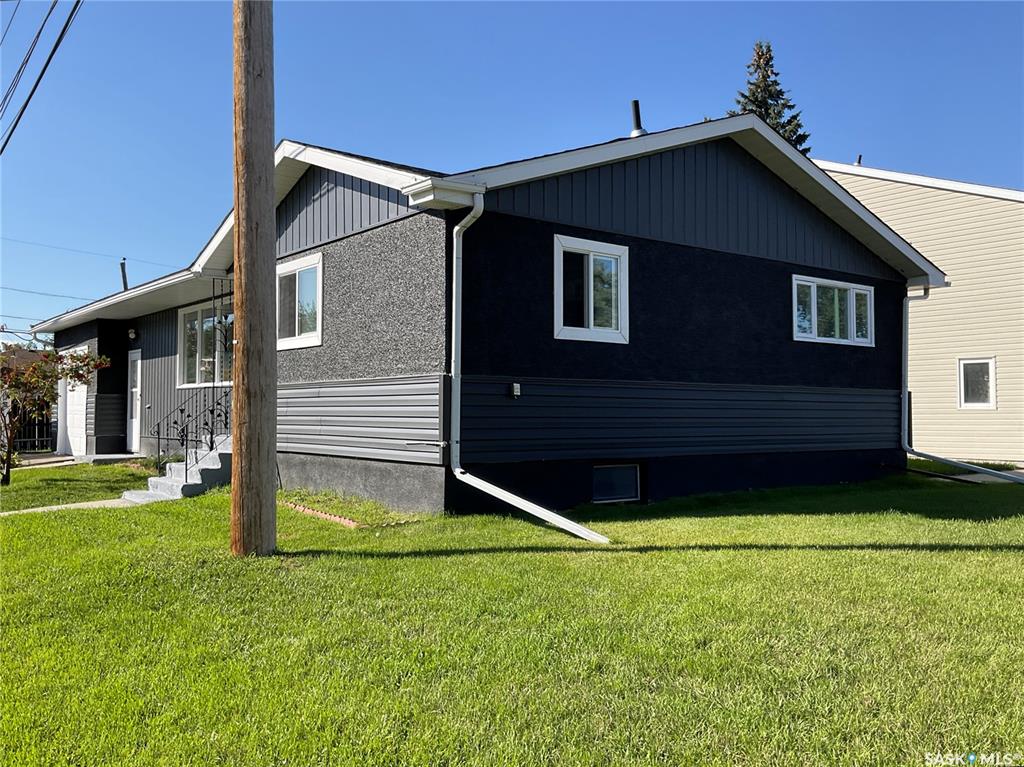 Fourth View of 1020 9th Avenue E, Glen Elm Park, Regina, Saskatchewan, S4N 0H3