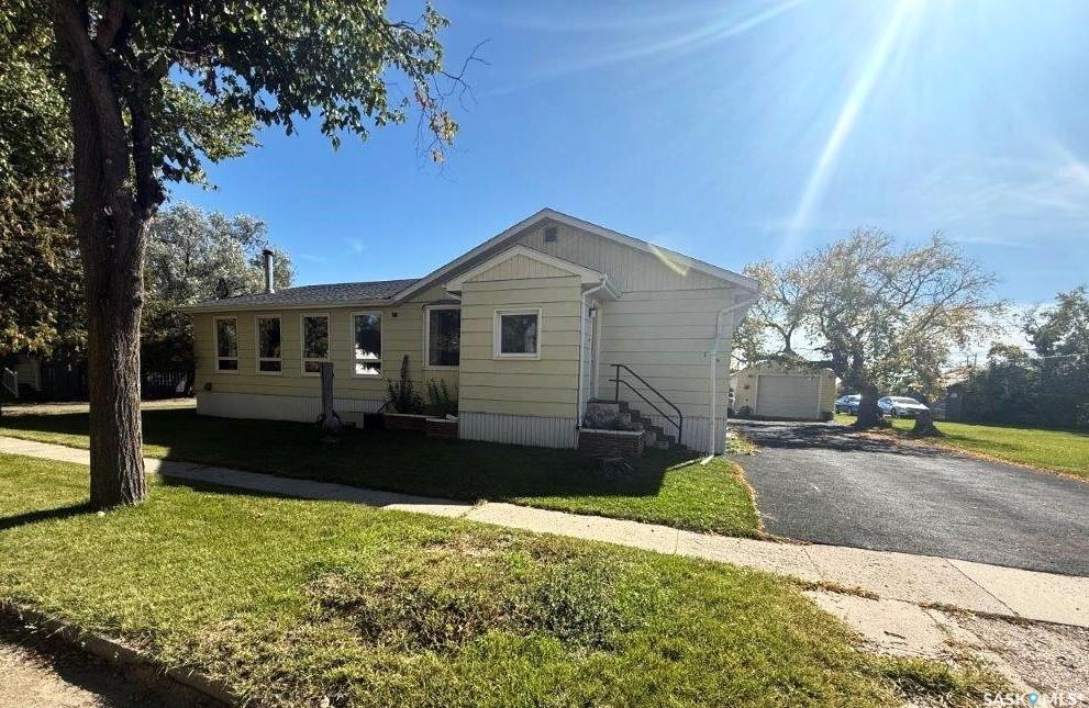 206 1st Avenue E, SK049294, Saskatchewan,