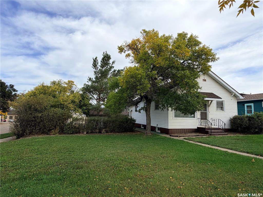 203 4th Avenue E, SK049303, Saskatchewan,