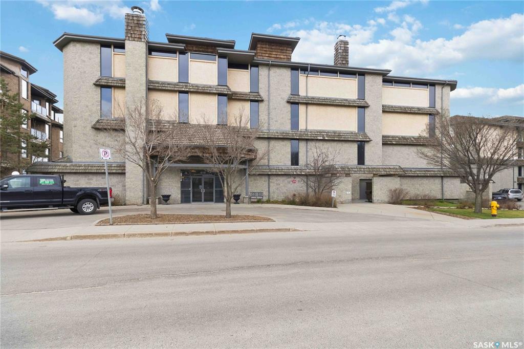 619 Saskatchewan Crescent W #112, SK049310, Saskatchewan,