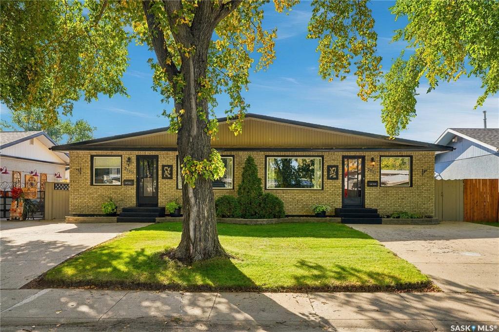 2769 2771 Eastview, SK049468, Saskatchewan,